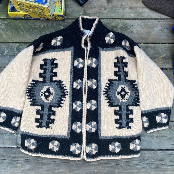 vintage Jackets & Blazers - Vintage 1993 Native 100% Wool Full Zip Aztec Jacket Made in Ecuador Large